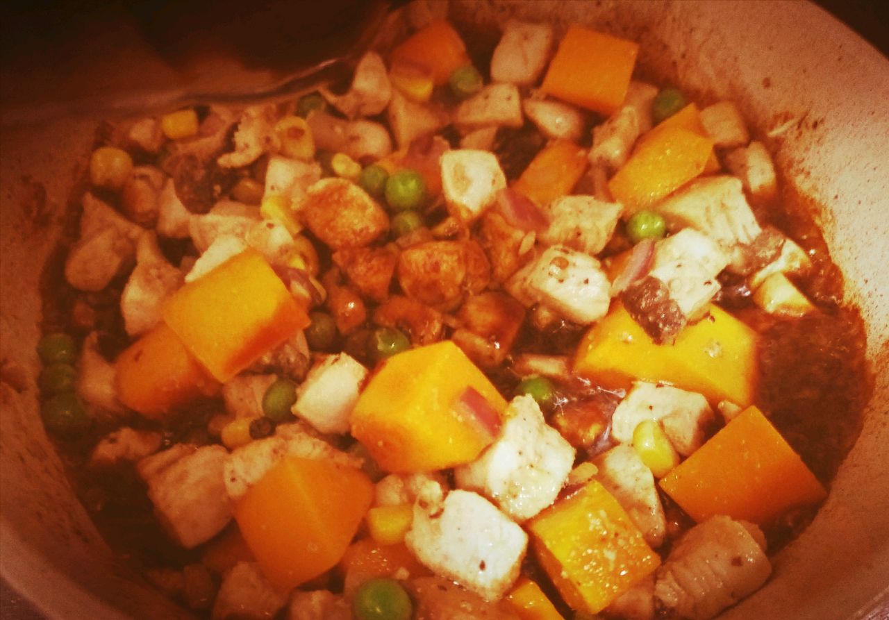Claypot Rice with Pumpkin and Chicken Thighs